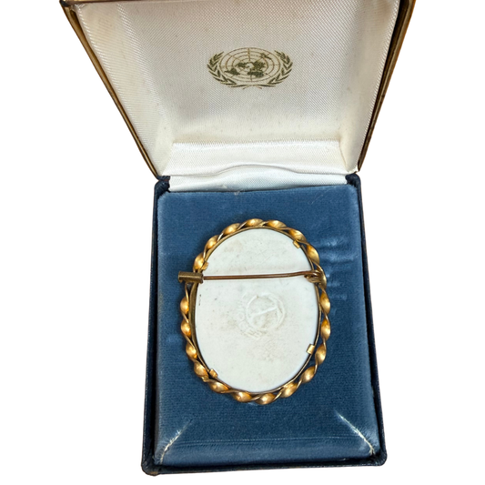 Broche camée vintage