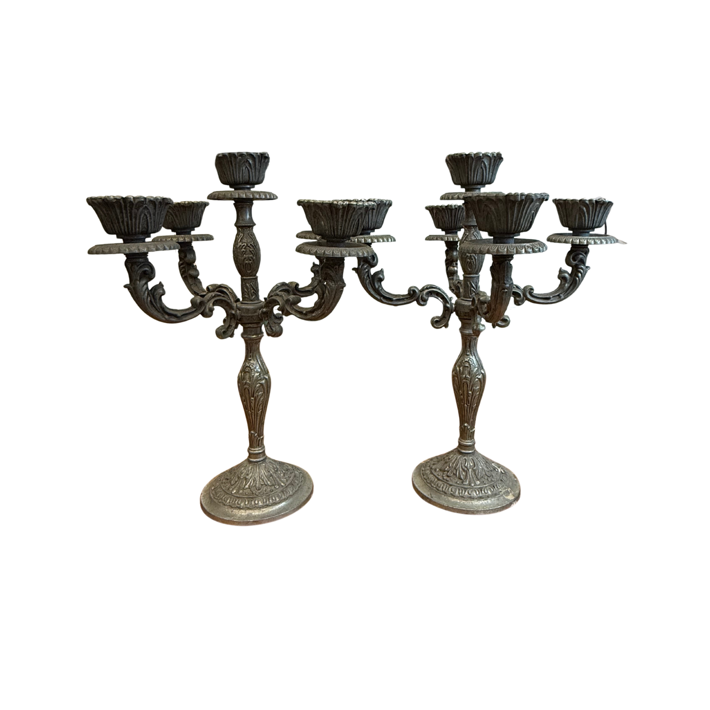 Lot de 2 chandeliers en régule