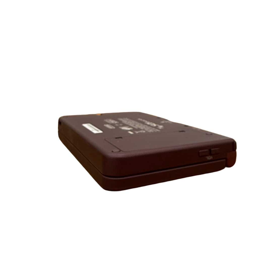 Nintendo DSi XL rouge – Boîte complète avec chargeur, stylet et jeu