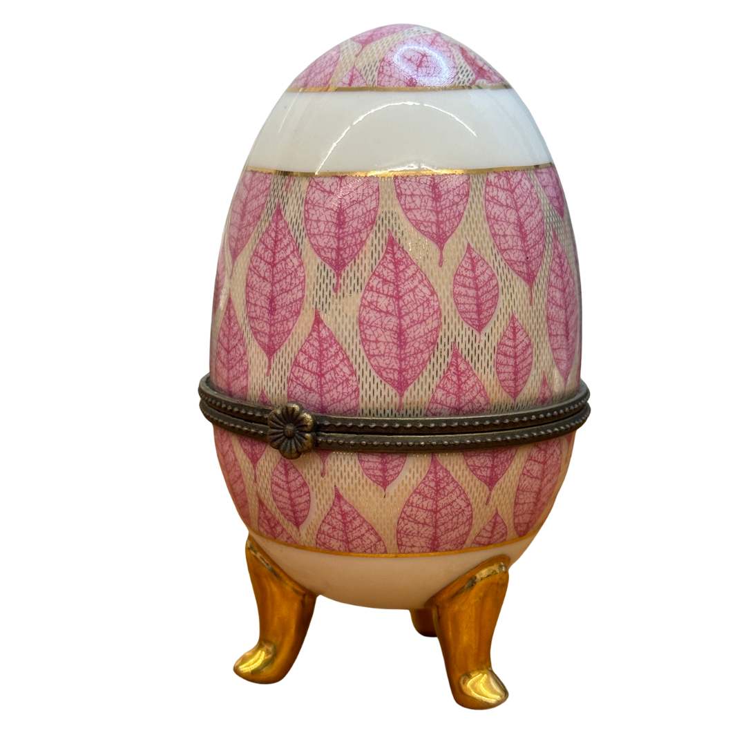 Œuf en porcelaine de Limoges