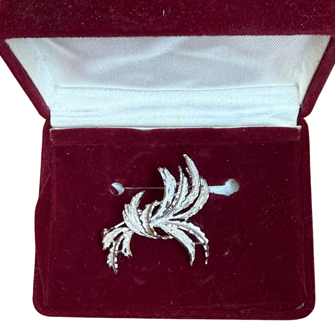 Broche vintage feuille argentée