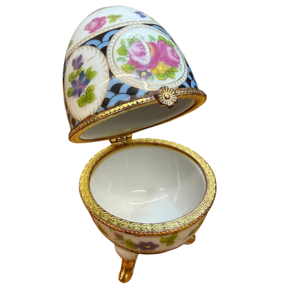 Œuf en porcelaine