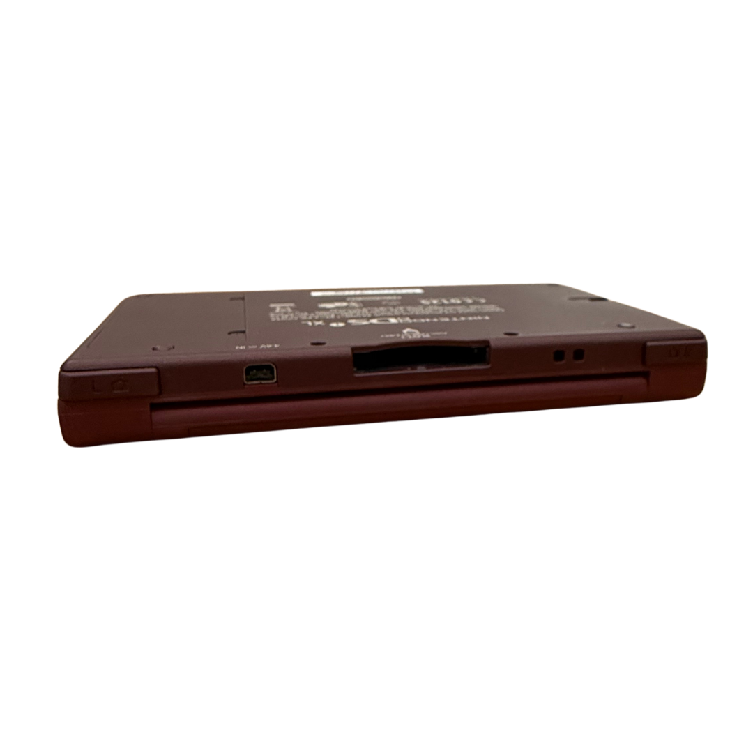 Nintendo DSi XL rouge – Boîte complète avec chargeur, stylet et jeu