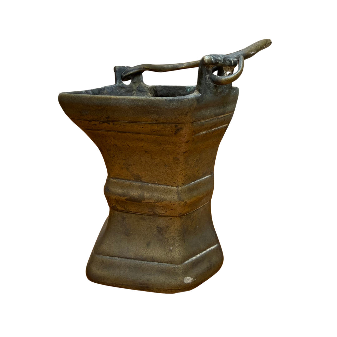 Bénitier en bronze