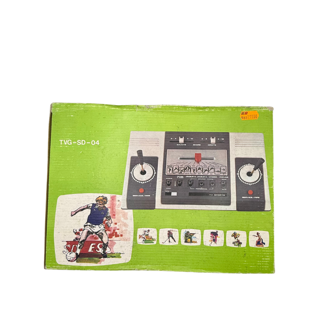 Console de jeux vidéo années 70 – en boîte complète