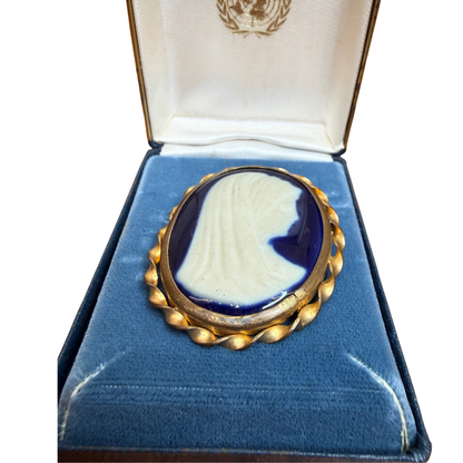Broche camée vintage