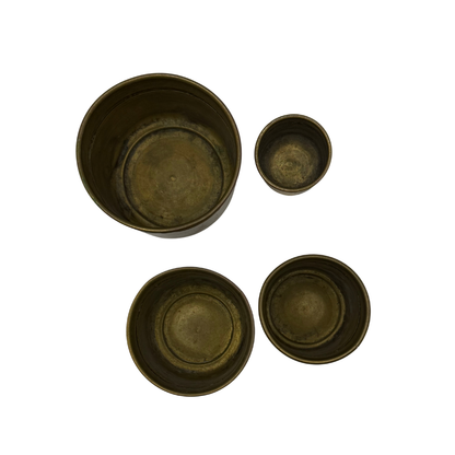 Lot de 4 petits pots en laiton