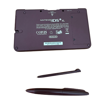 Nintendo DSi XL rouge – Boîte complète avec chargeur, stylet et jeu