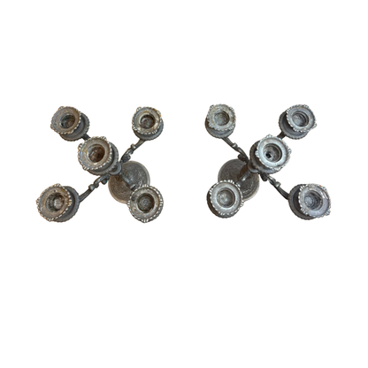 Lot de 2 chandeliers en régule