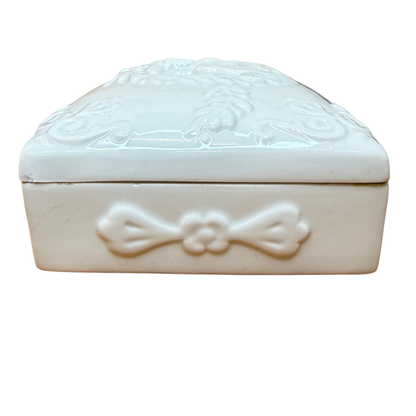 Boîte en porcelaine décor aigle royal