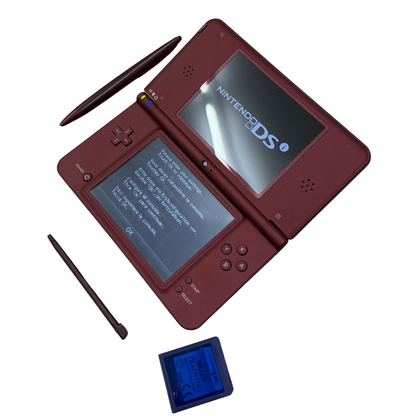 Nintendo DSi XL rouge – Boîte complète avec chargeur, stylet et jeu