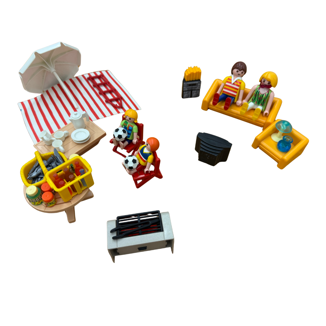 Lot Playmobil – Salon avec accessoires et table de picnic avec accessoires